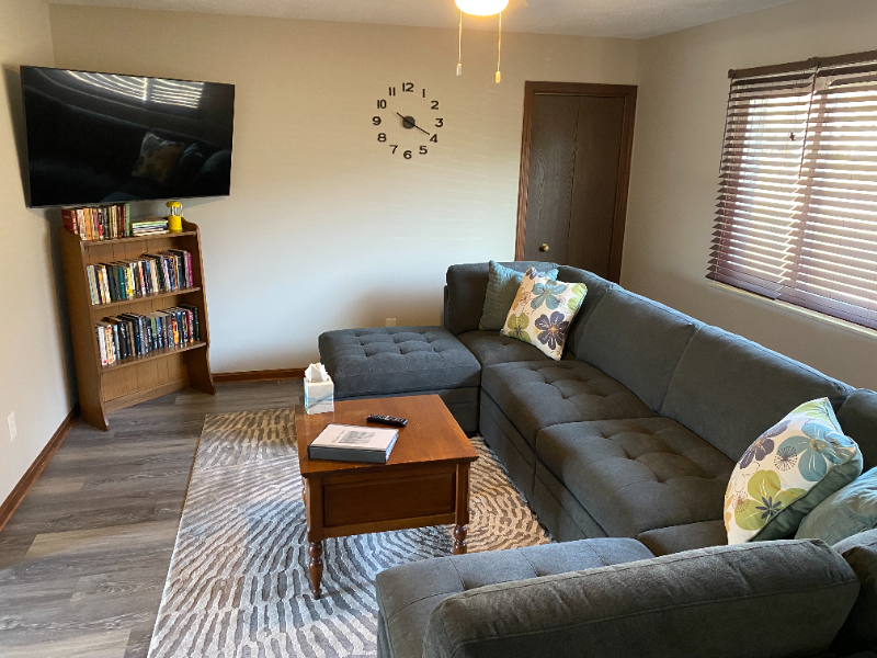 1404 Mac Dr - Photo 3 of 30