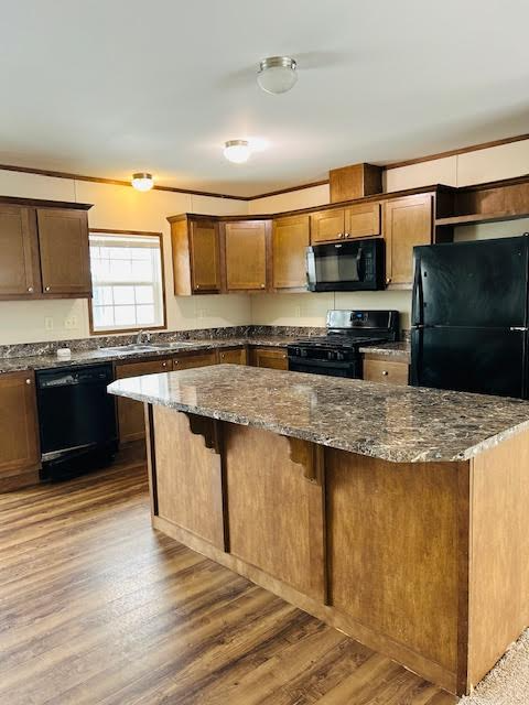 154 Humphrey Dr - Photo 3 of 12