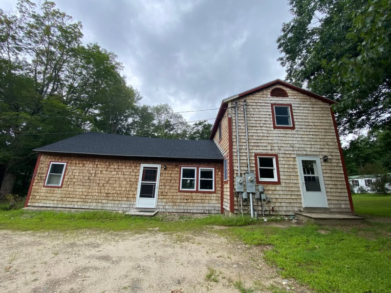 35 Dow Rd - Photo 2 of 16