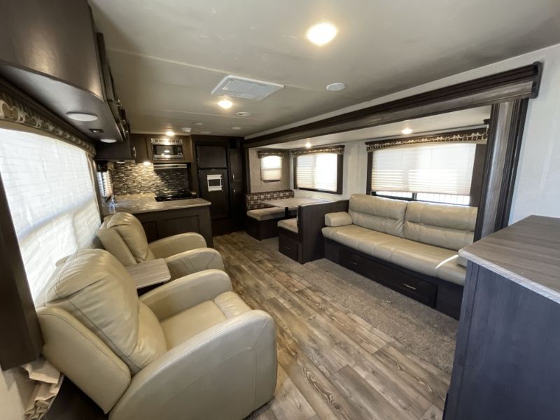 932 N Arrowhead Ave #1 - Photo 3 of 7