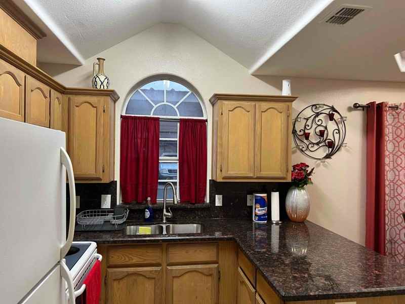 2513 Fatima Ave #2 - Photo 5 of 14