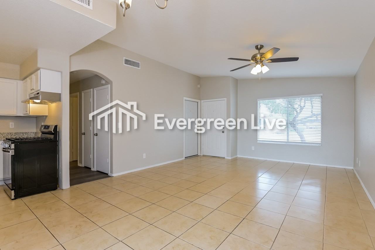 1801 W Calle Guadalajara - Photo 3 of 20