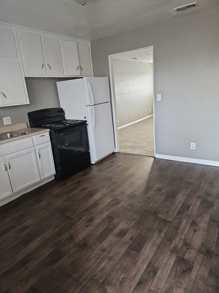 Forest Court Apartment Homes - Photo 3 of 14