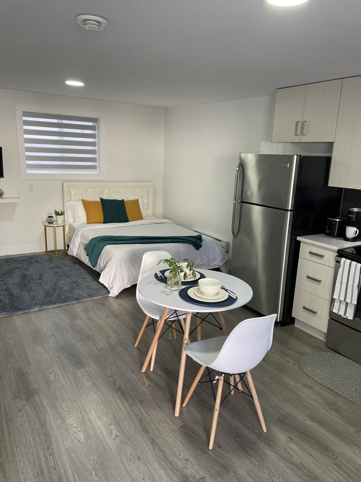 96 Ave & 114 St - Photo 6 of 13