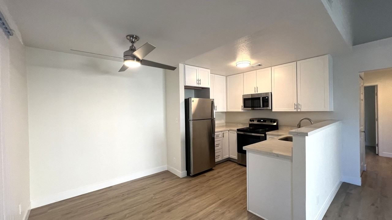 Gardenside Apartments - Photo 5 of 20