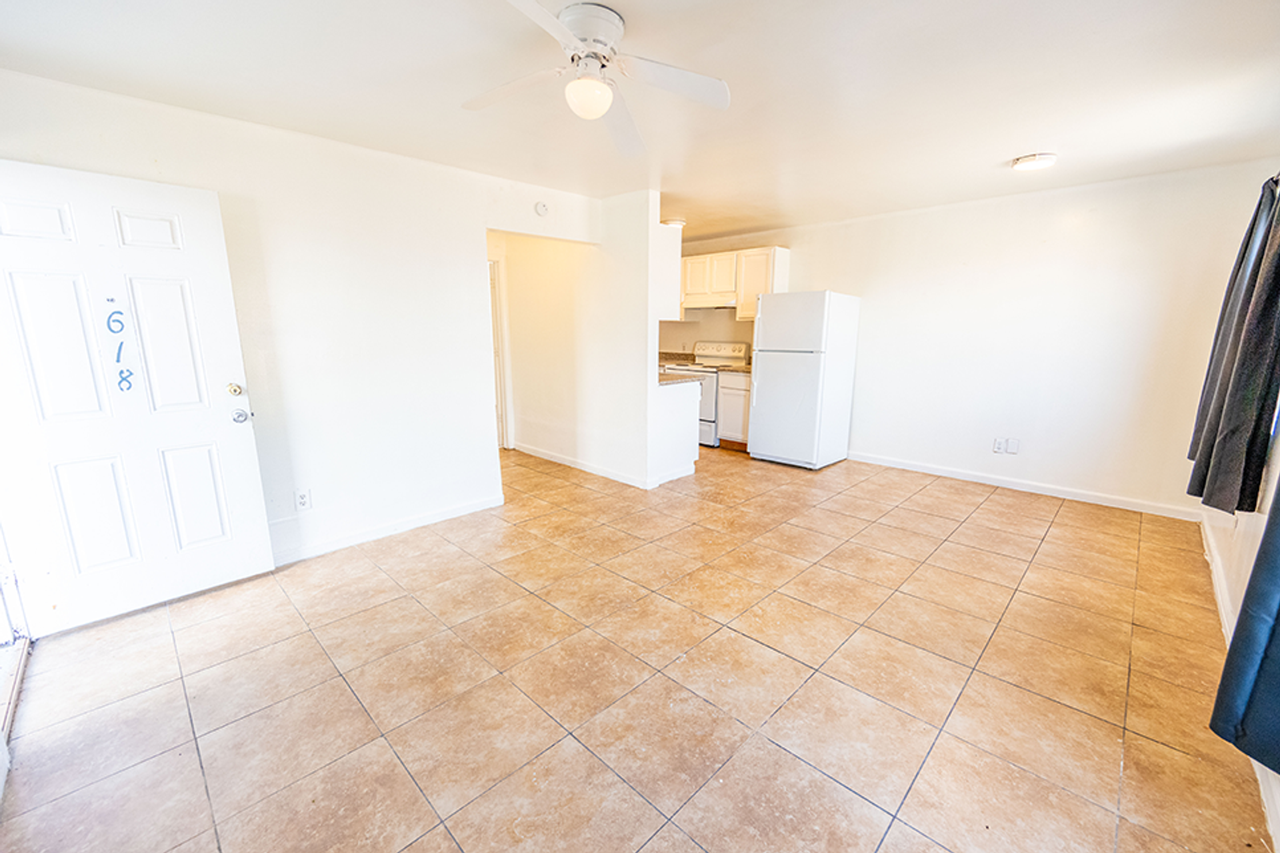 Bonita Gardens Apartments - Photo 6 of 18