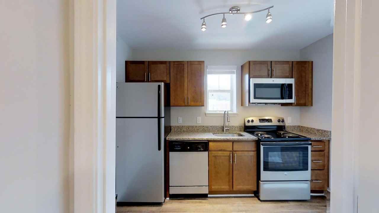 University Overlook - Photo 7 of 44