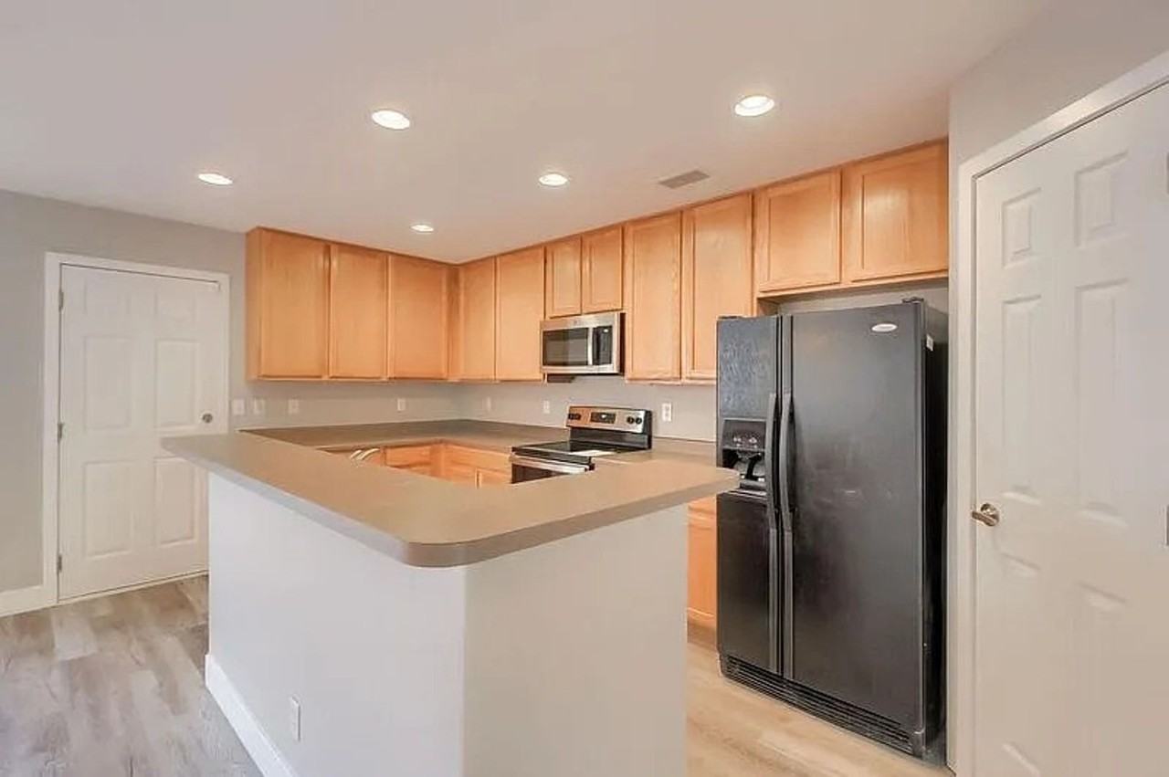 19027 E 57th Pl - Photo 7 of 28