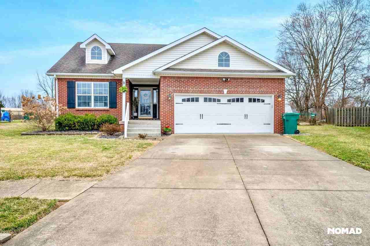 187 Bentwood Dr - Photo 2 of 35