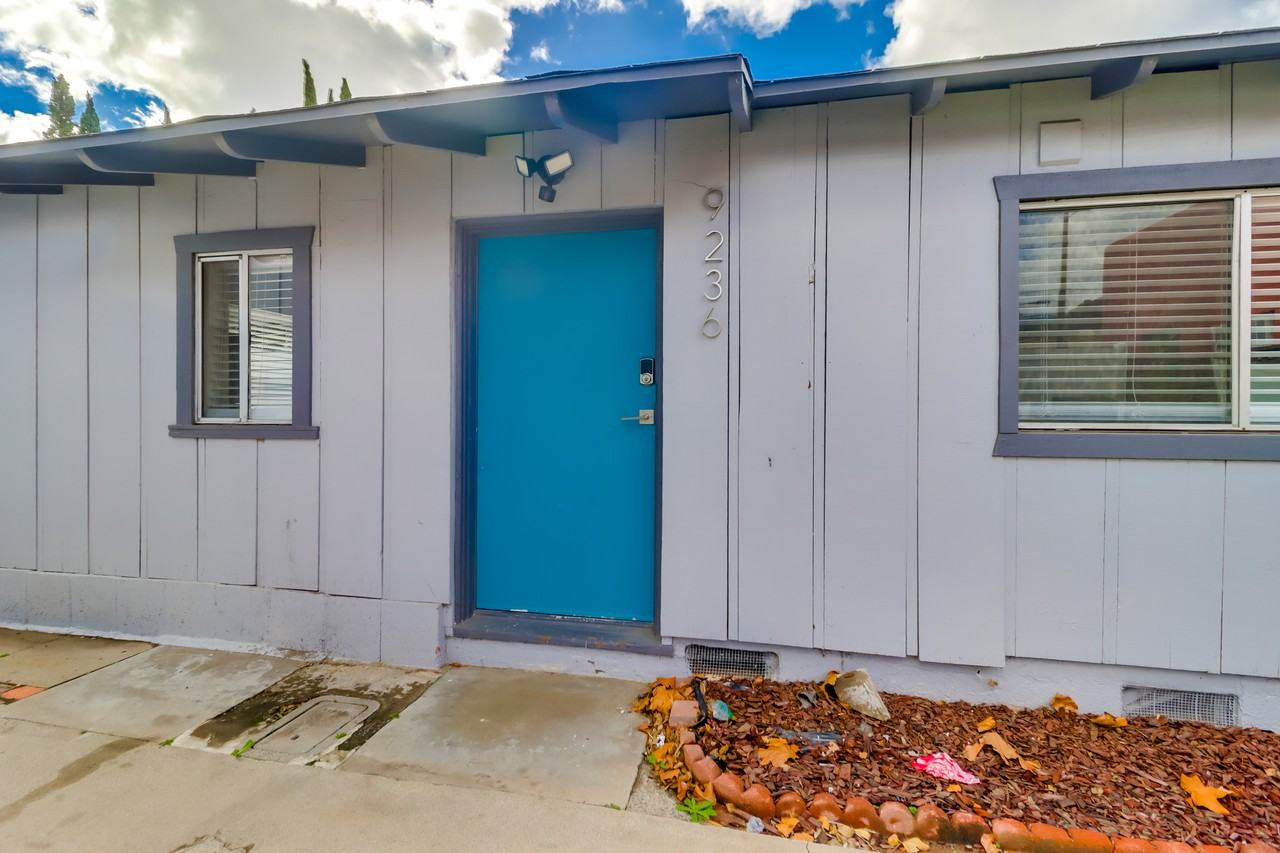 9236 Winter Gardens Boulevard - Photo 7 of 25