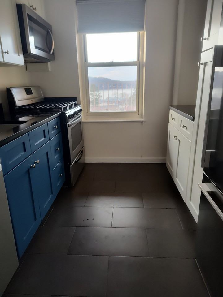 565 Broadway #4B - Photo 3 of 6