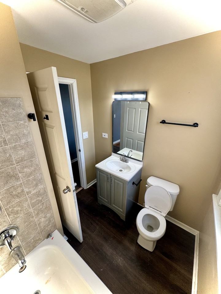 8955 S Union Ave #NA - Photo 5 of 23