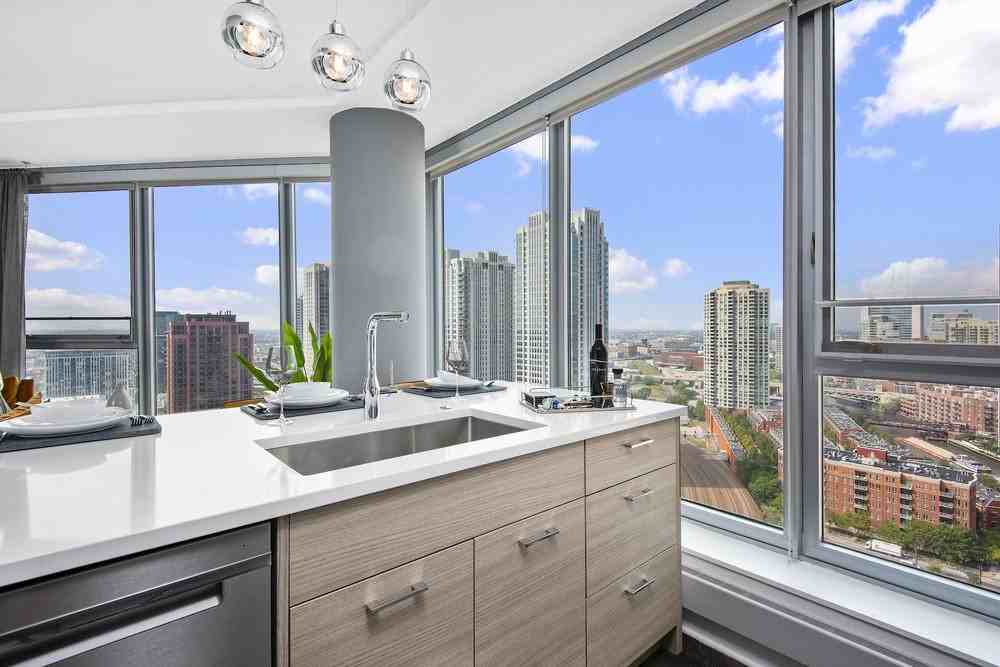 222 N Canal St #1114 - Photo 3 of 8
