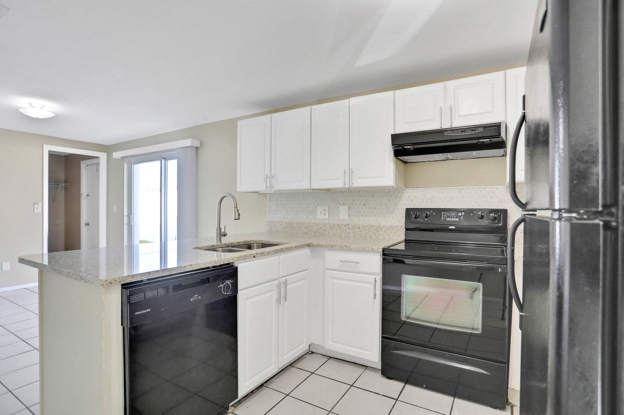 8608 Spartan Ct #NA - Photo 4 of 14