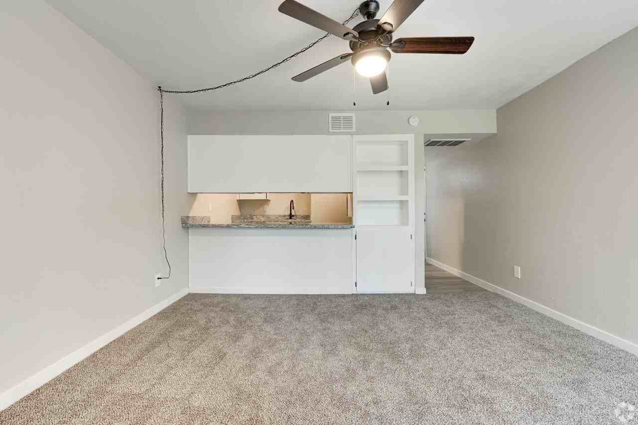 Shadow Ridge Apartments - Photo 2 of 12