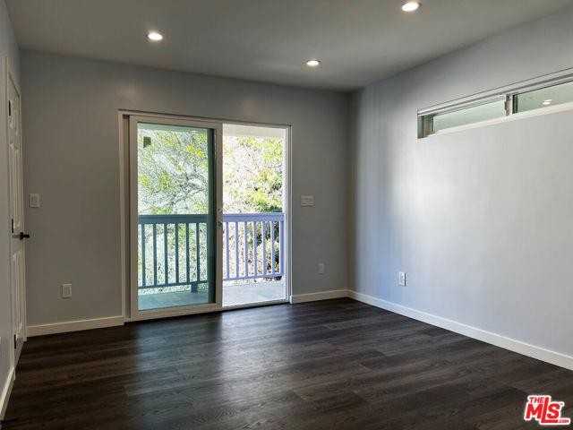 4214 Lincoln Ave #A - Photo 3 of 8