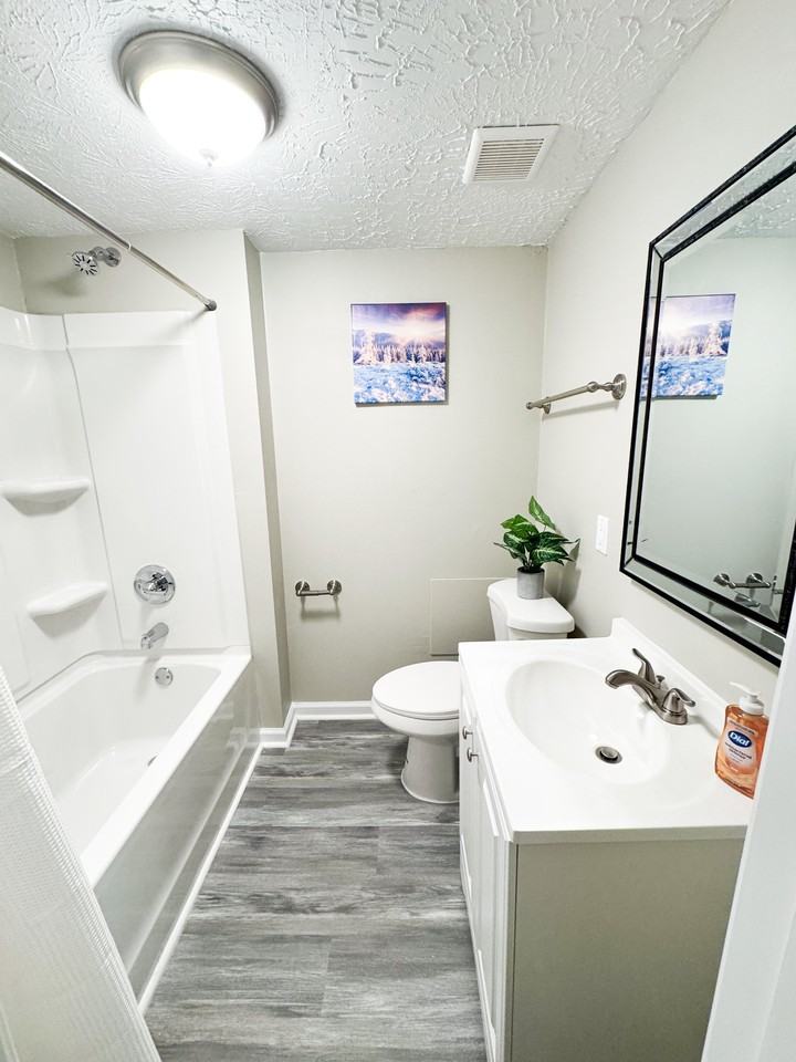 Hillview Ave - Photo 6 of 12