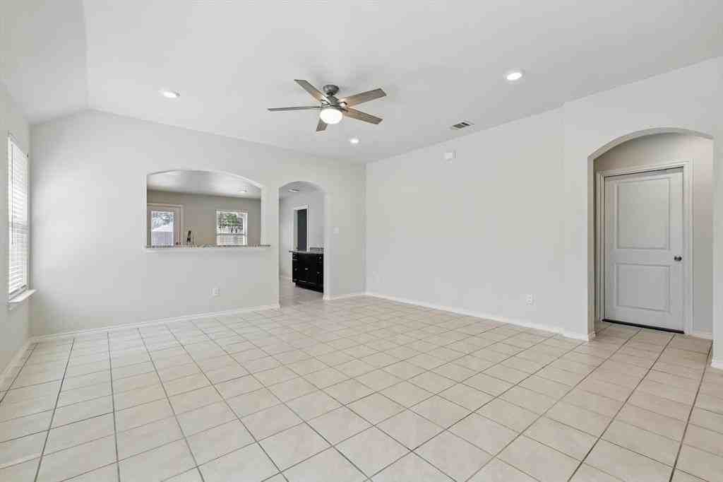 1530 Woodlake Drive - Photo 4 of 21