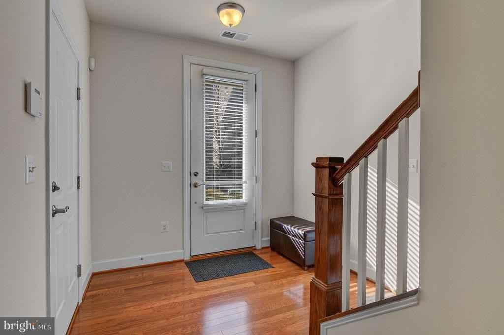 3687 Ambrose Hills Rd - Photo 2 of 41