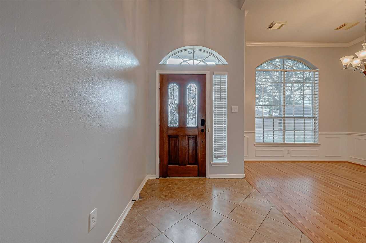 15618 Bending Birch Dr - Photo 3 of 49