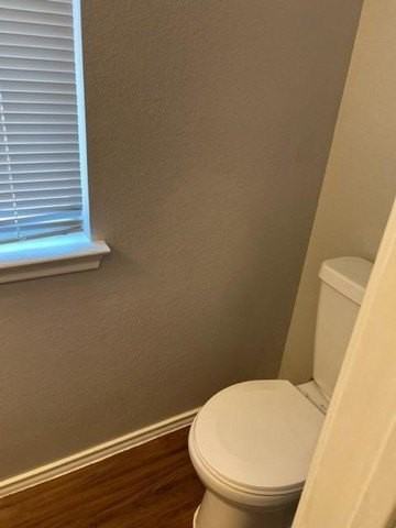 1021 Christopher Ave - Photo 4 of 16