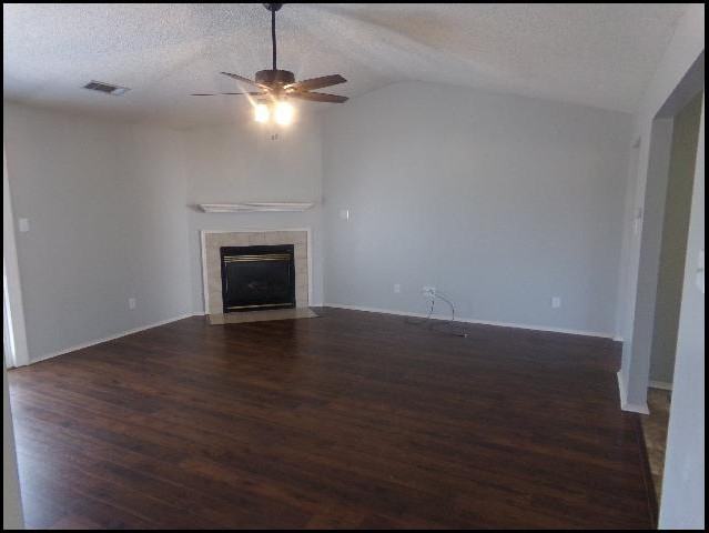 1110 Allyson Ave - Photo 3 of 10