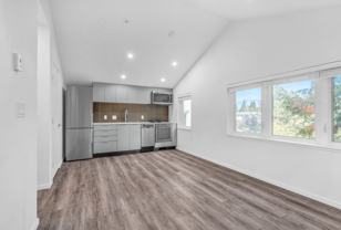 1180 Comox - Photo 1 of 1