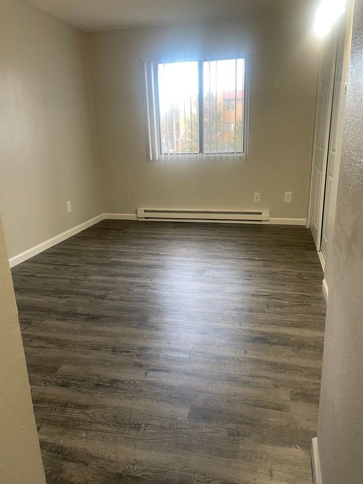 4480 E Pikes Peak Ave - Photo 3 of 6