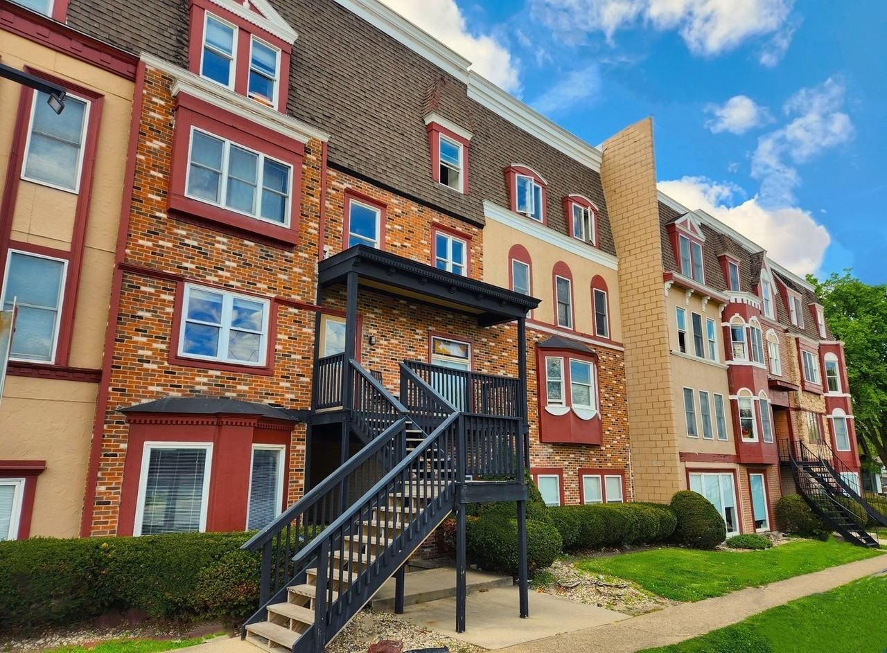 Oldetowne Apartments - Photo 2 of 32