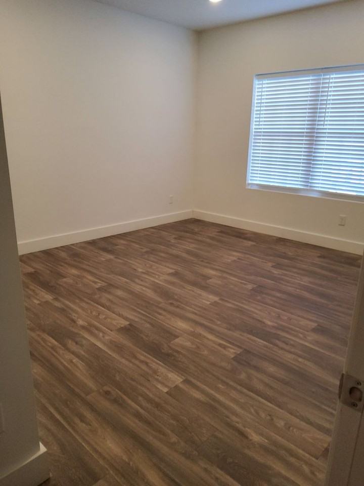 3760 Patriot Parkway #2J - Photo 4 of 7