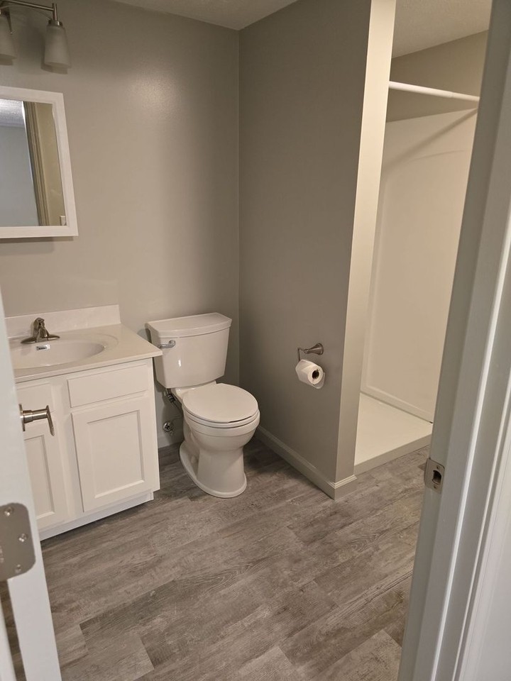 University Lofts - Photo 6 of 37