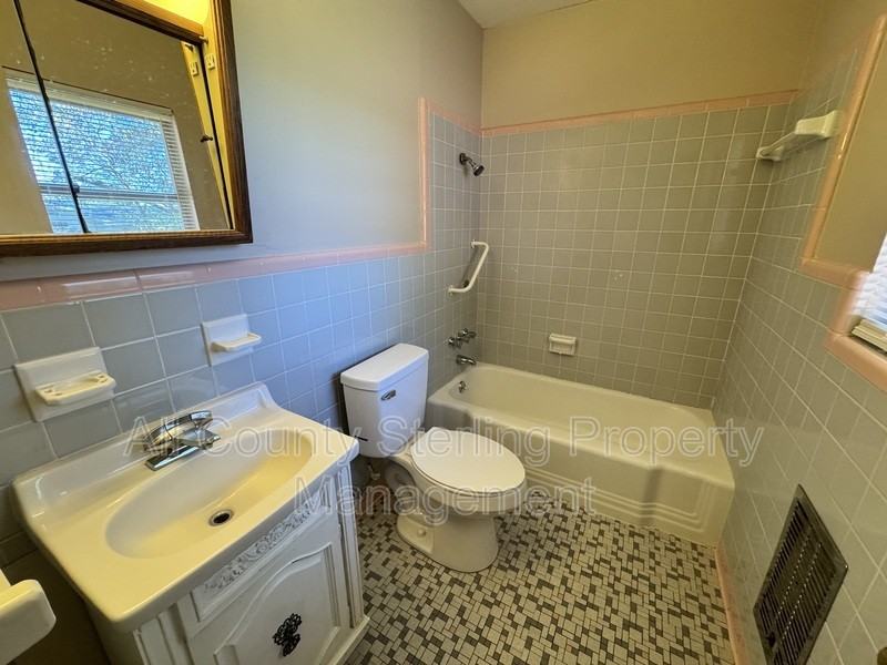 446 Sw Theresa Ct - Photo 7 of 16