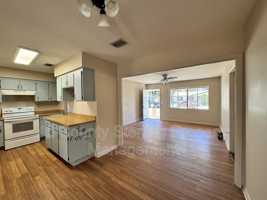 featured image of 446 Sw Theresa Ct