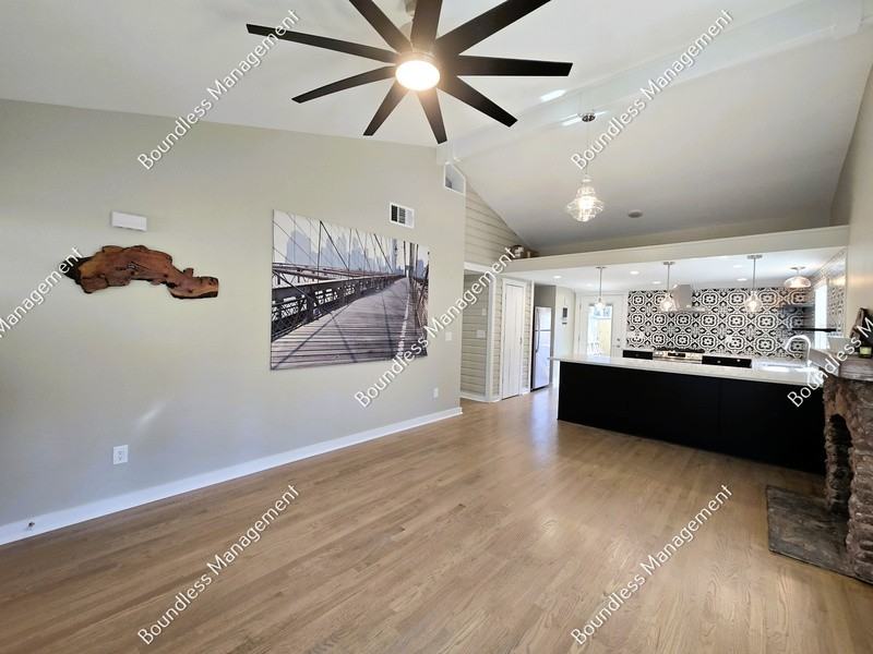 4613 Ridge Dr - Photo 3 of 18