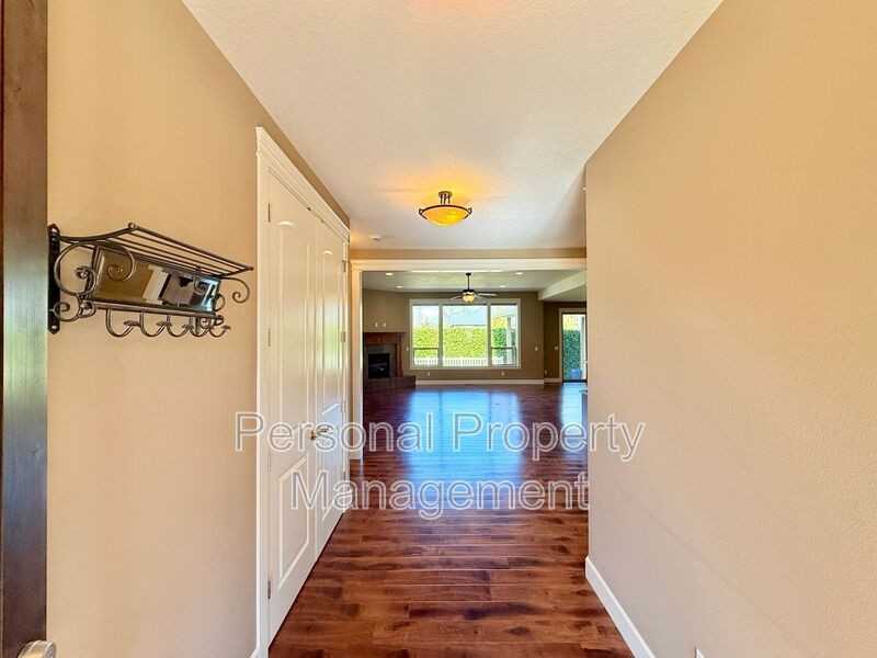 1510 S 5th Cir - Photo 2 of 18