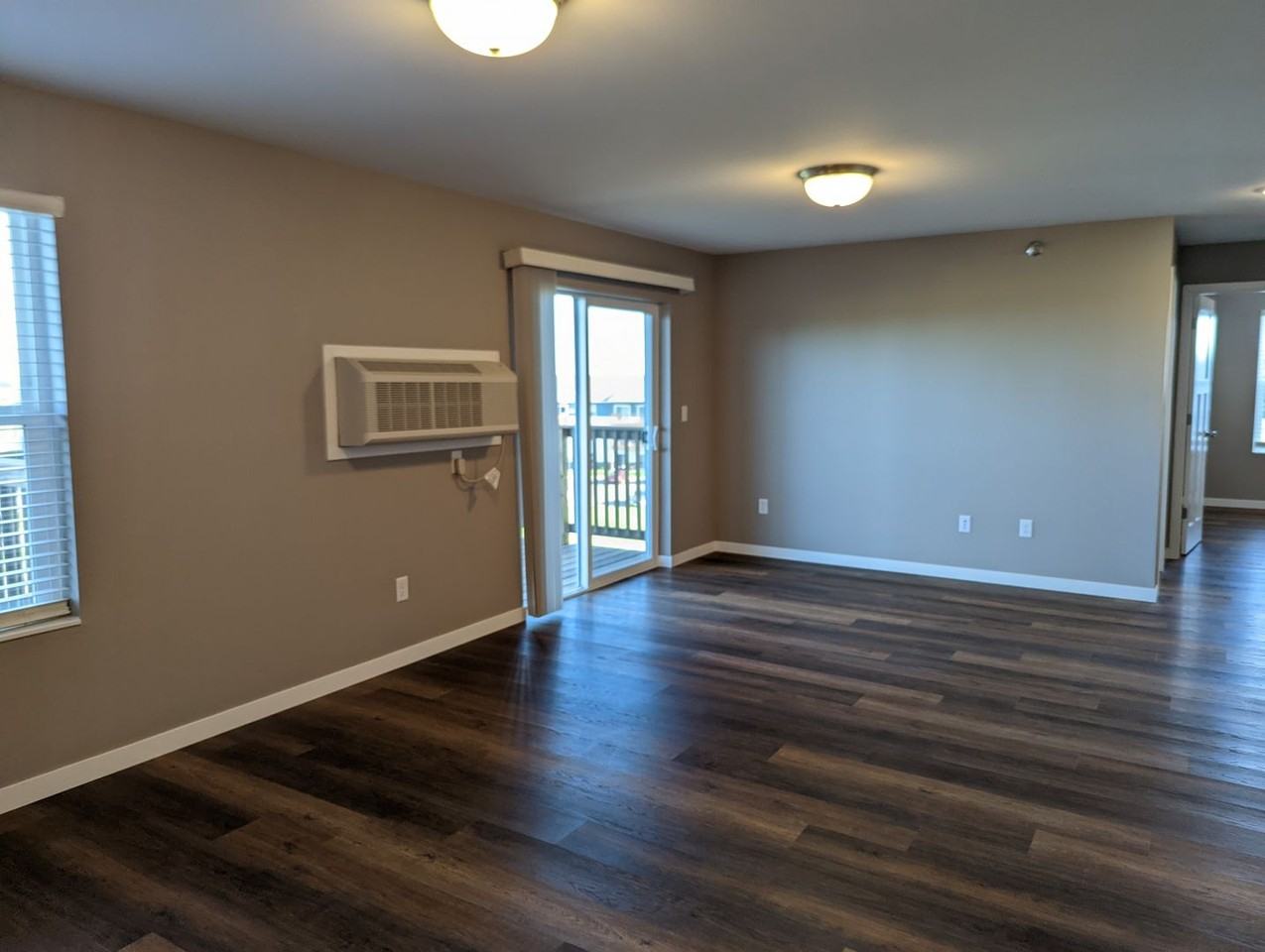 Ridgeview Apartments - Photo 4 of 48