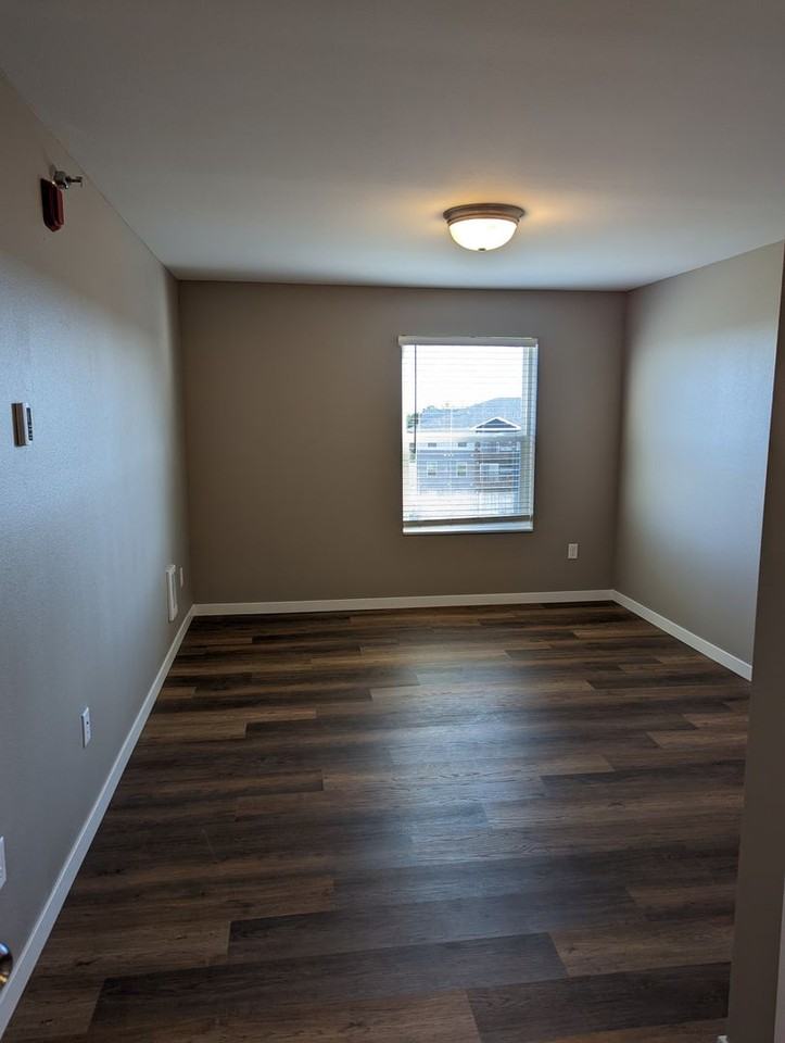 Ridgeview Apartments - Photo 6 of 48