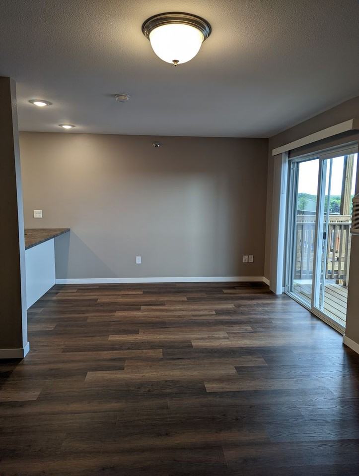 Ridgeview Apartments - Photo 2 of 37