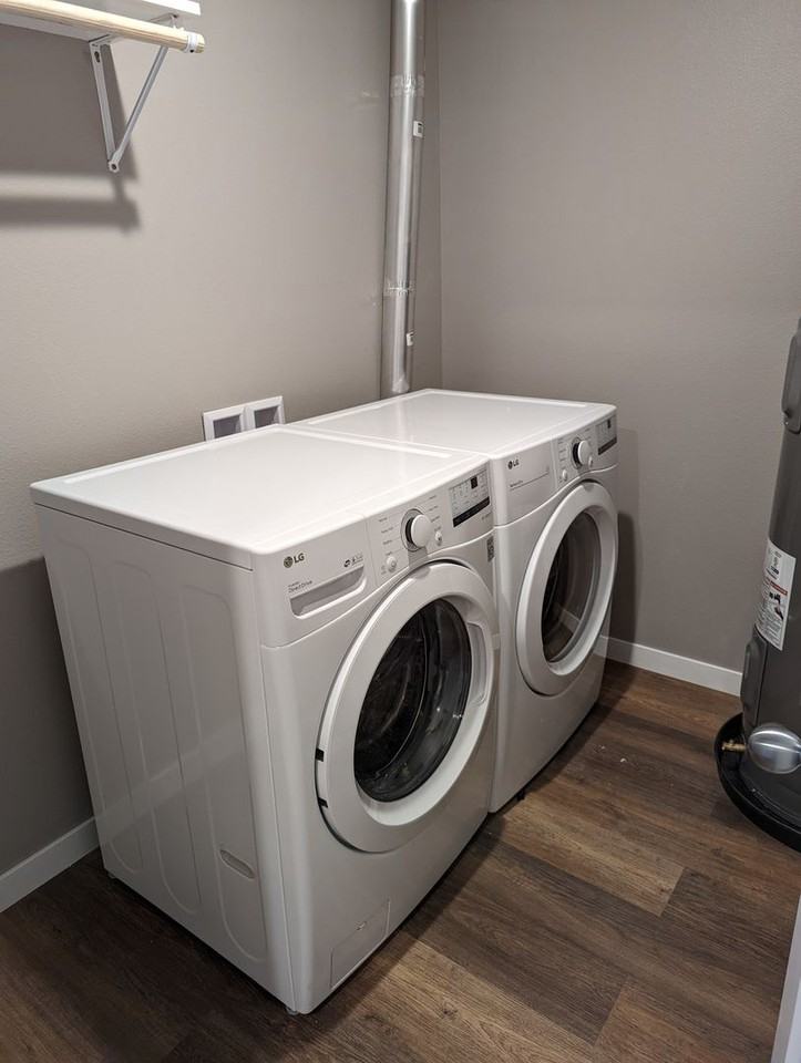 Ridgeview Apartments - Photo 7 of 37