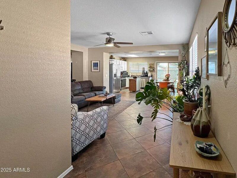1130 S 53rd Pl - Photo 4 of 27