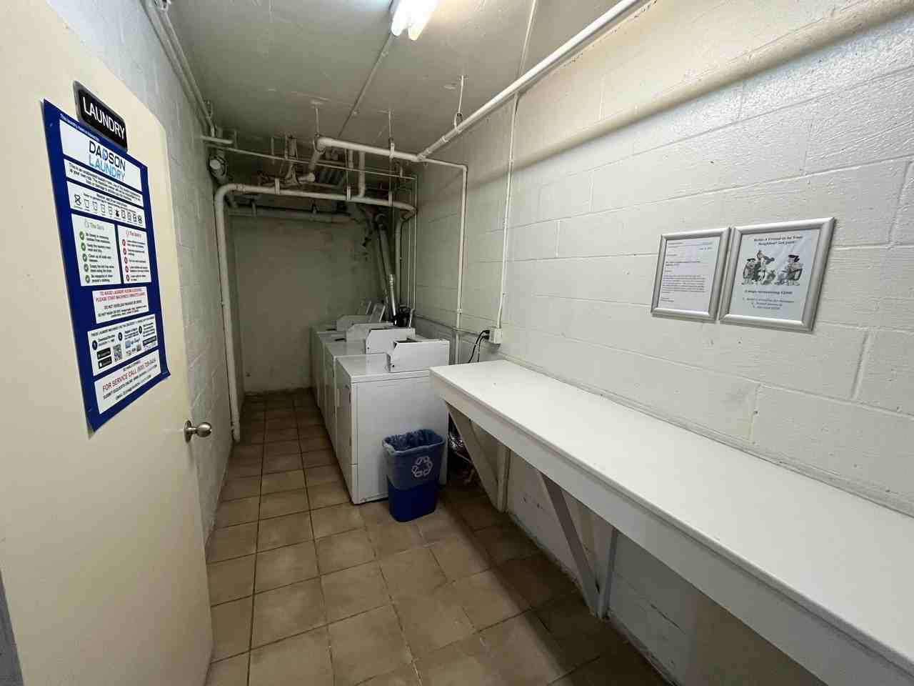 685 Kelton Ave - Photo 5 of 6