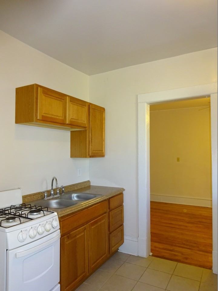 14  -  1915 First - Photo 3 of 48