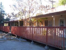 4K808 - Photo 1 of 1