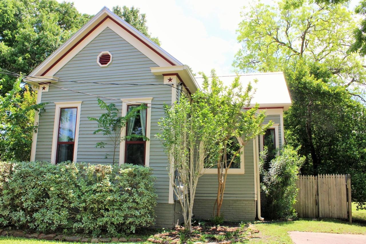 303 College Ave. - Photo 3 of 25