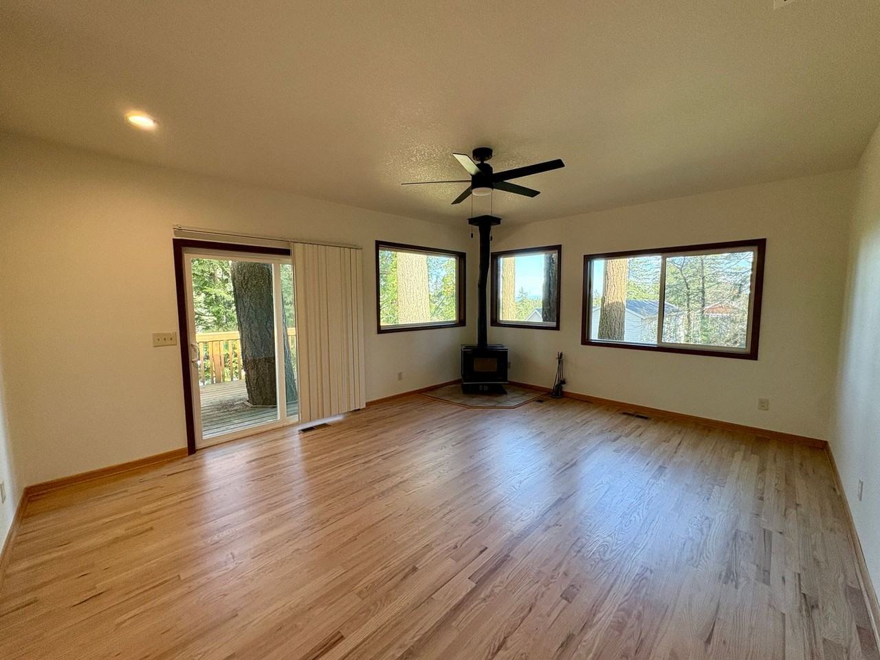 4333 Sw Arnold St - Photo 2 of 26