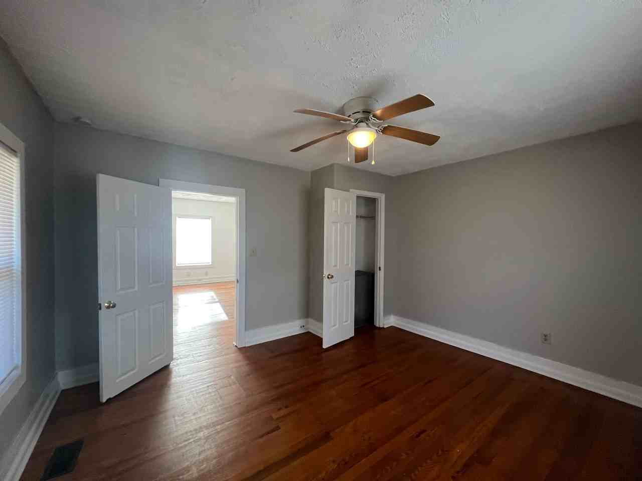 224 Howard St - Photo 6 of 16