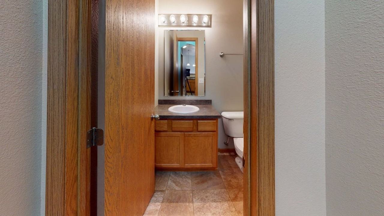 1632 35th Ave Se - Photo 5 of 11