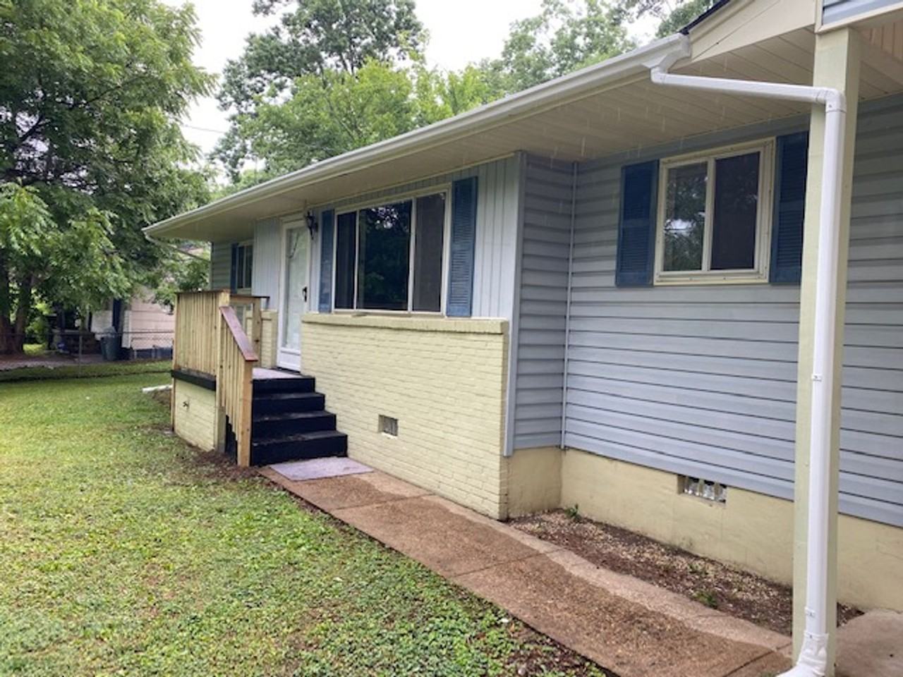 1512 Wilson Rd - Photo 4 of 20