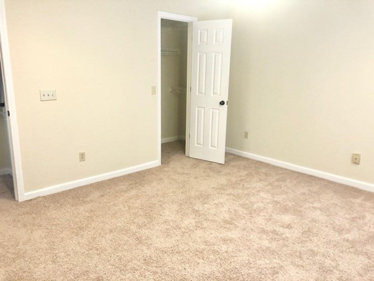 112 Twin Gates Dr - Photo 5 of 9