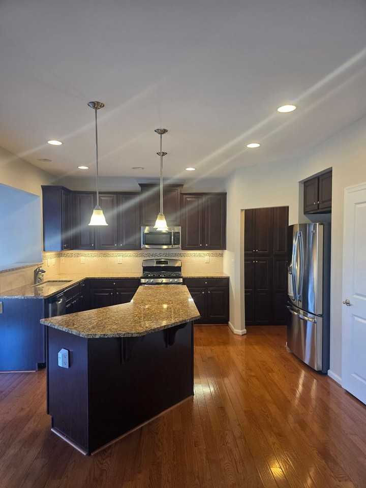 403 Orkney Rd - Photo 6 of 26